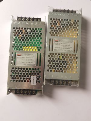 واحد منبع روشنایی متنوع برای فضاهای 200*100*50 میلی متر و رطوبت 0-95%RH300W 60A 5V