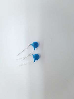 تهویه ایمنی مستطیل 2.5KVAC 0.1uF-10uF Y1 برای 50/60Hz فرکانس -40 °C ~ 85 °C دمای کار